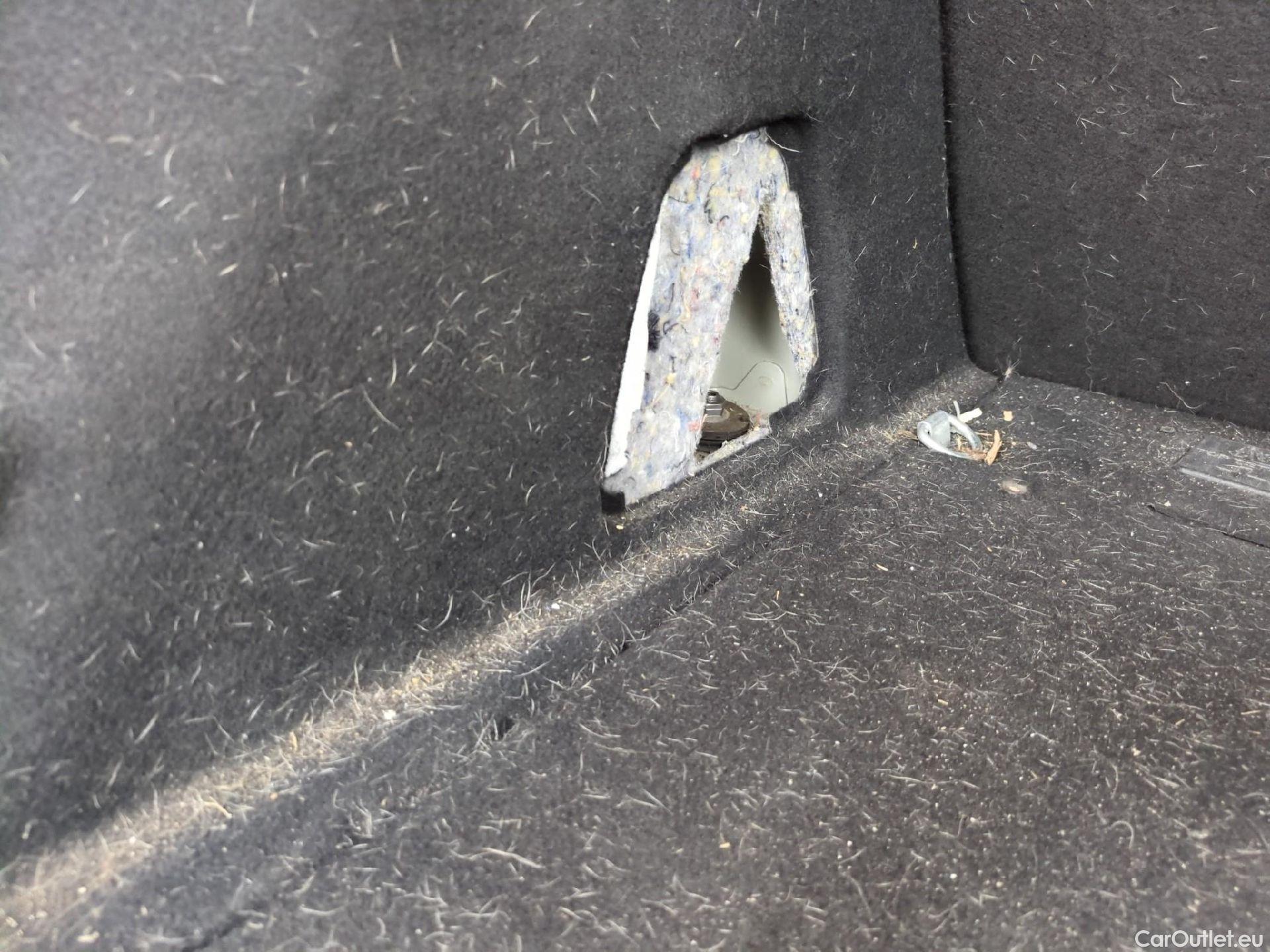  Peugeot  308  SW Allure Business 1.2 PureTech 130CV BVA8 E6d #19