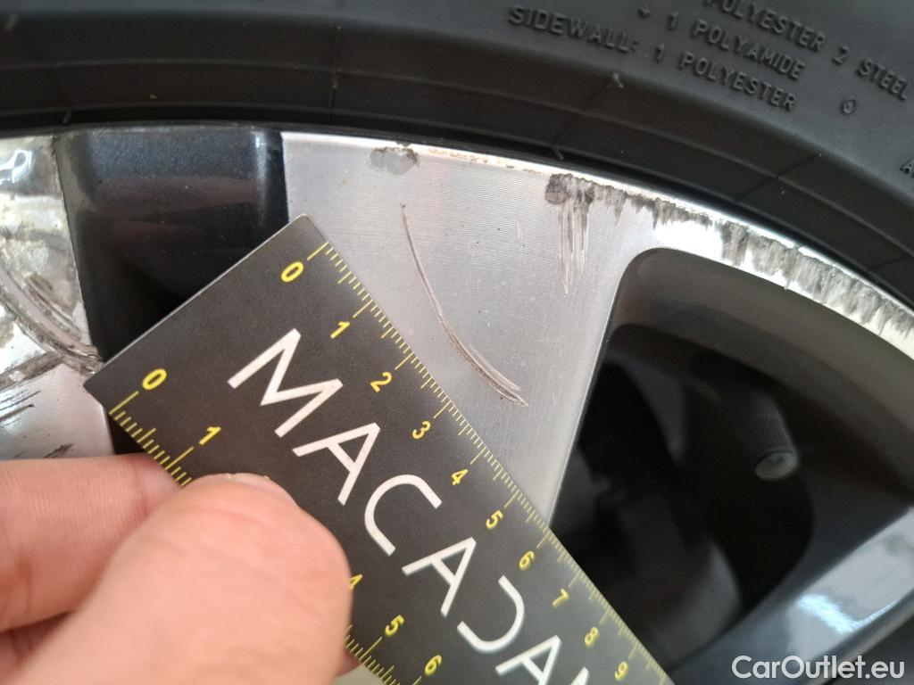  Peugeot  3008  Allure Pack 1.5 HDi 130CV BVA8 E6d #20