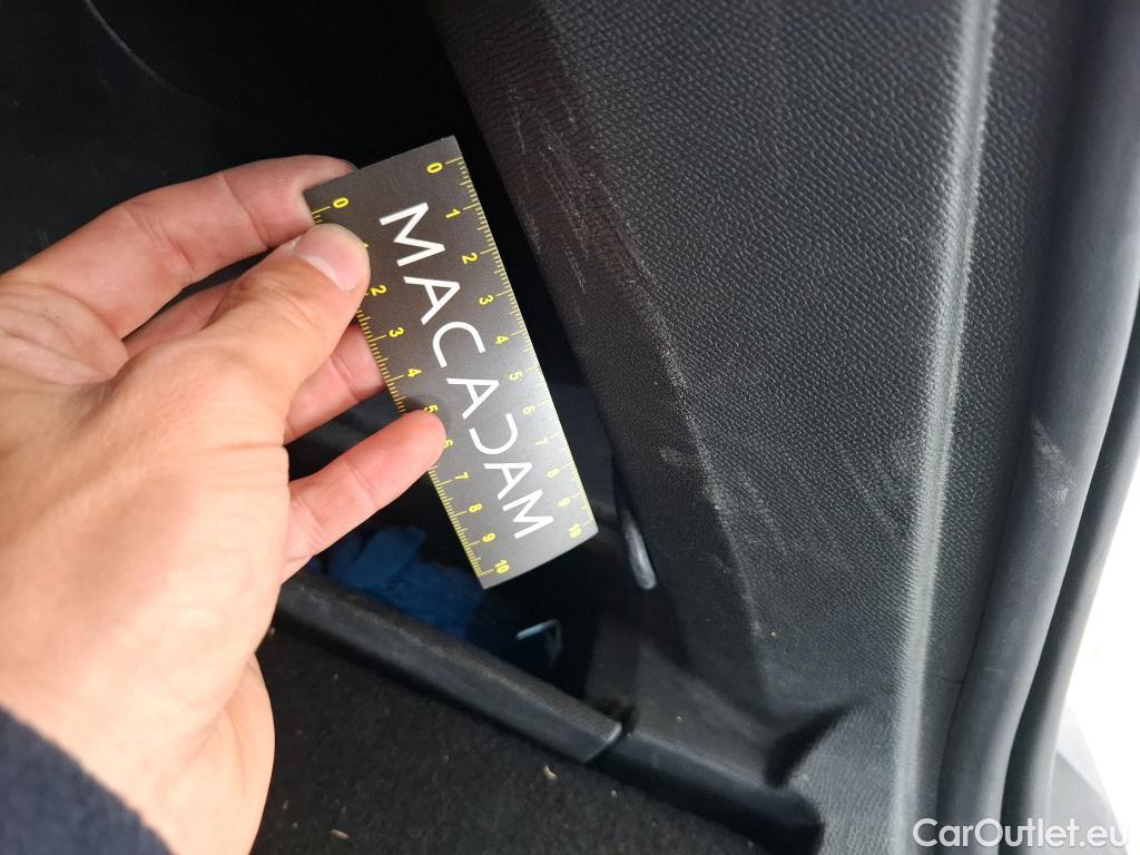  Peugeot  3008  Allure Pack 1.5 HDi 130CV BVA8 E6d #35