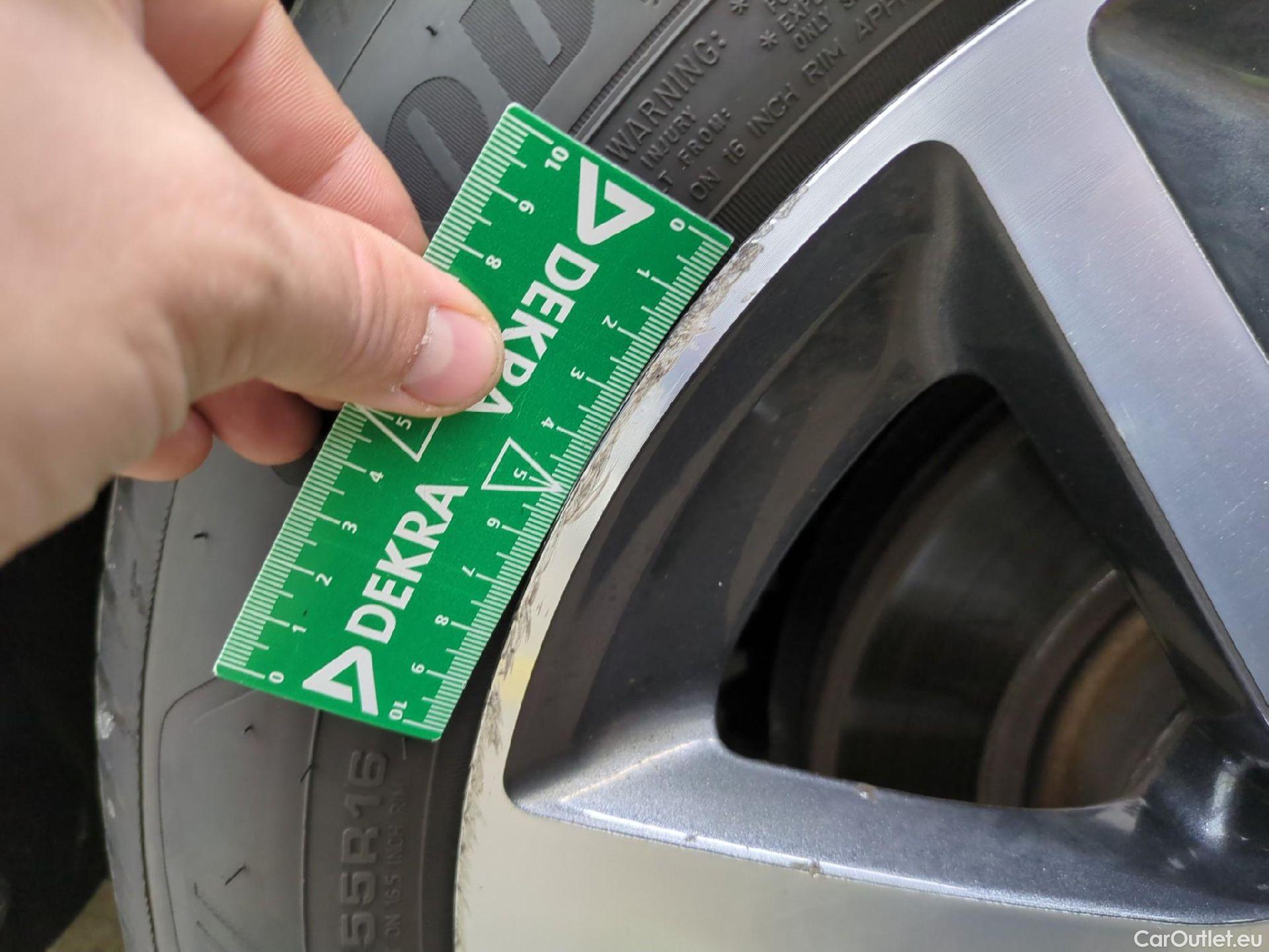  Peugeot  308  SW Allure Business 1.2 PureTech 130CV BVA8 E6d #38