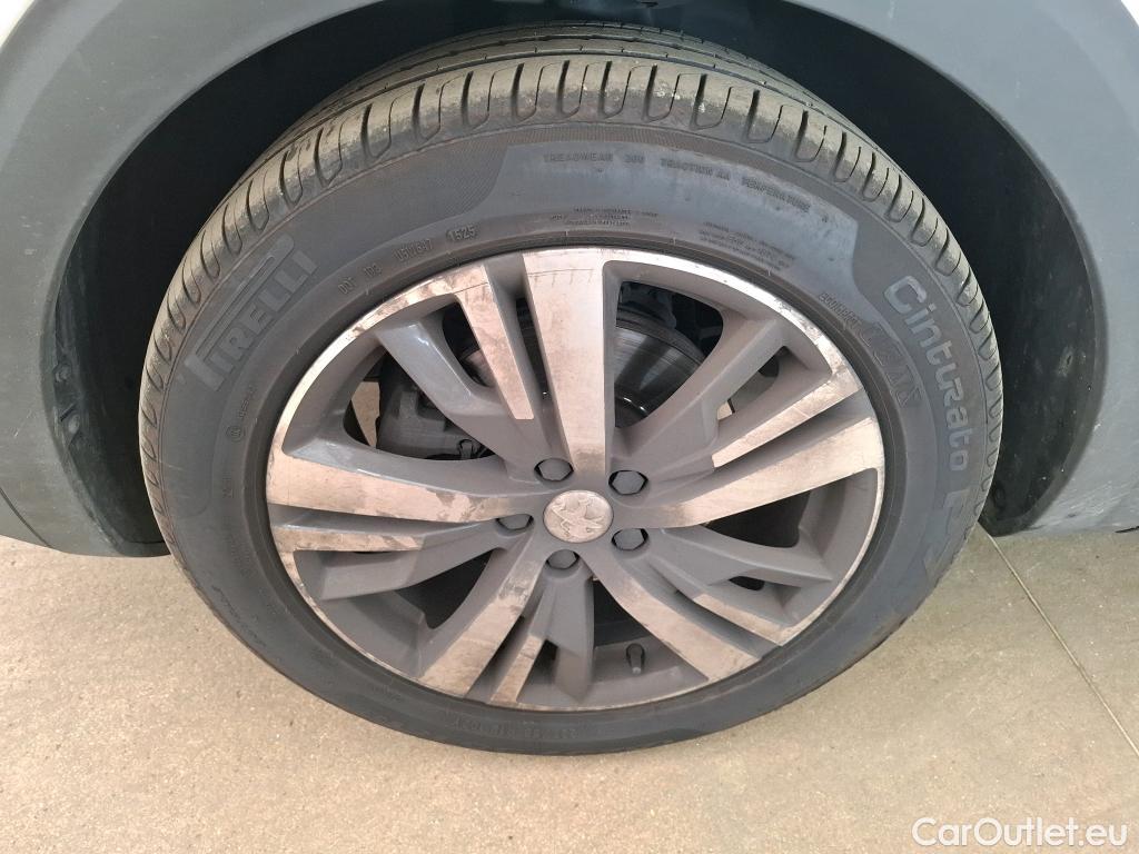  Peugeot  3008  Allure Pack 1.5 HDi 130CV BVA8 E6d #16