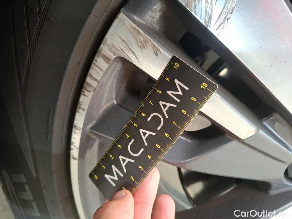  Peugeot  3008  Allure Pack 1.5 HDi 130CV BVA8 E6d #23