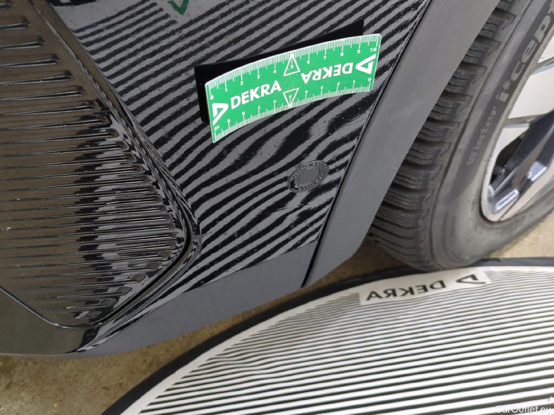  Peugeot  3008  Allure Pack 1.5 HDi 130CV BVA8 E6d #24