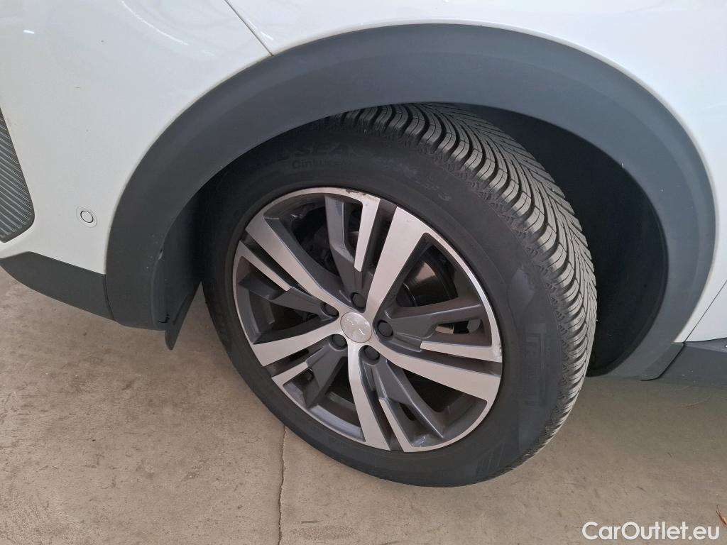  Peugeot  3008  Allure Pack 1.5 HDi 130CV BVA8 E6d #35