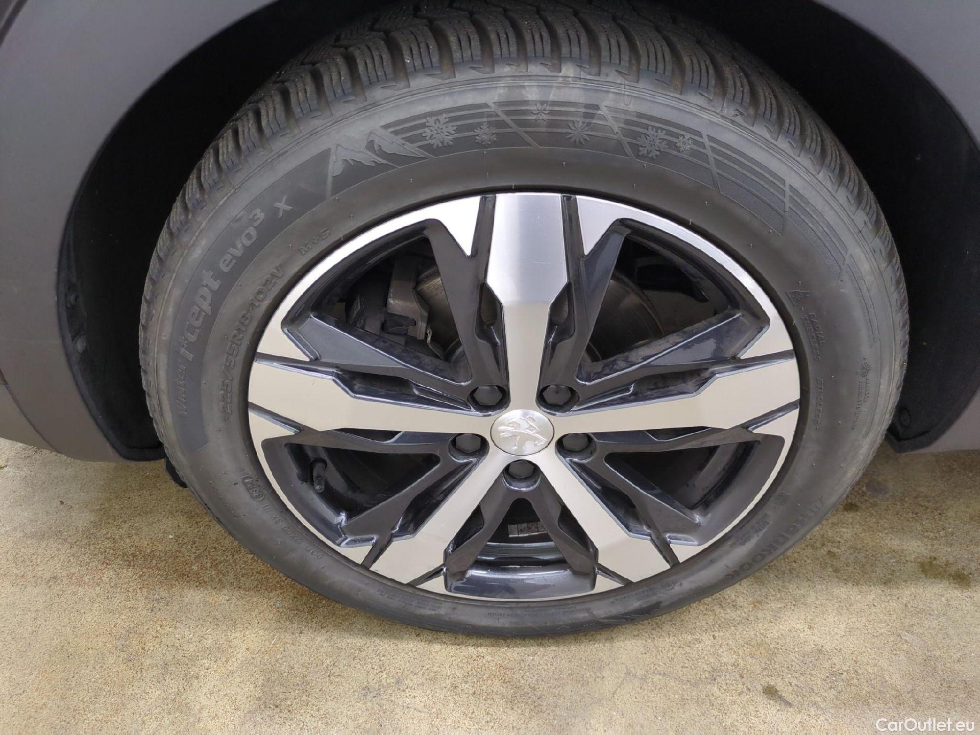  Peugeot  3008  Allure Pack 1.5 HDi 130CV BVA8 E6d #14