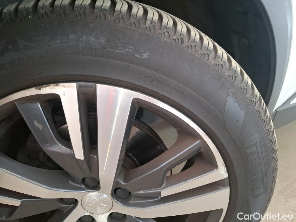  Peugeot  3008  Allure Pack 1.5 HDi 130CV BVA8 E6d #36