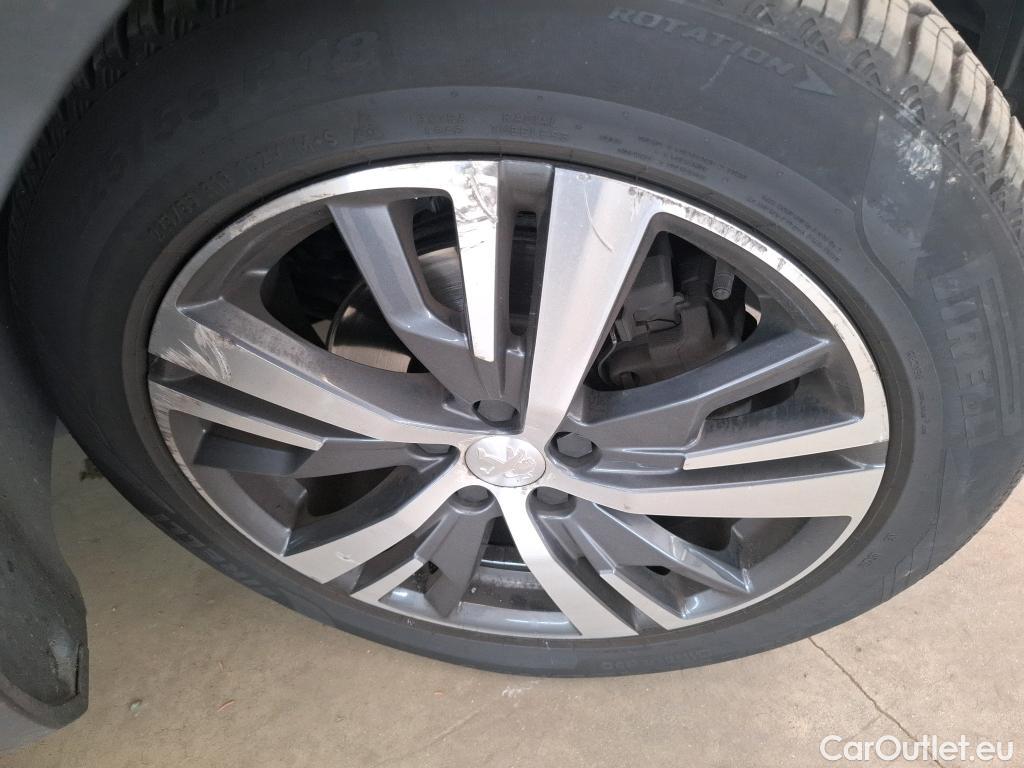  Peugeot  3008  Allure Pack 1.5 HDi 130CV BVA8 E6d #18