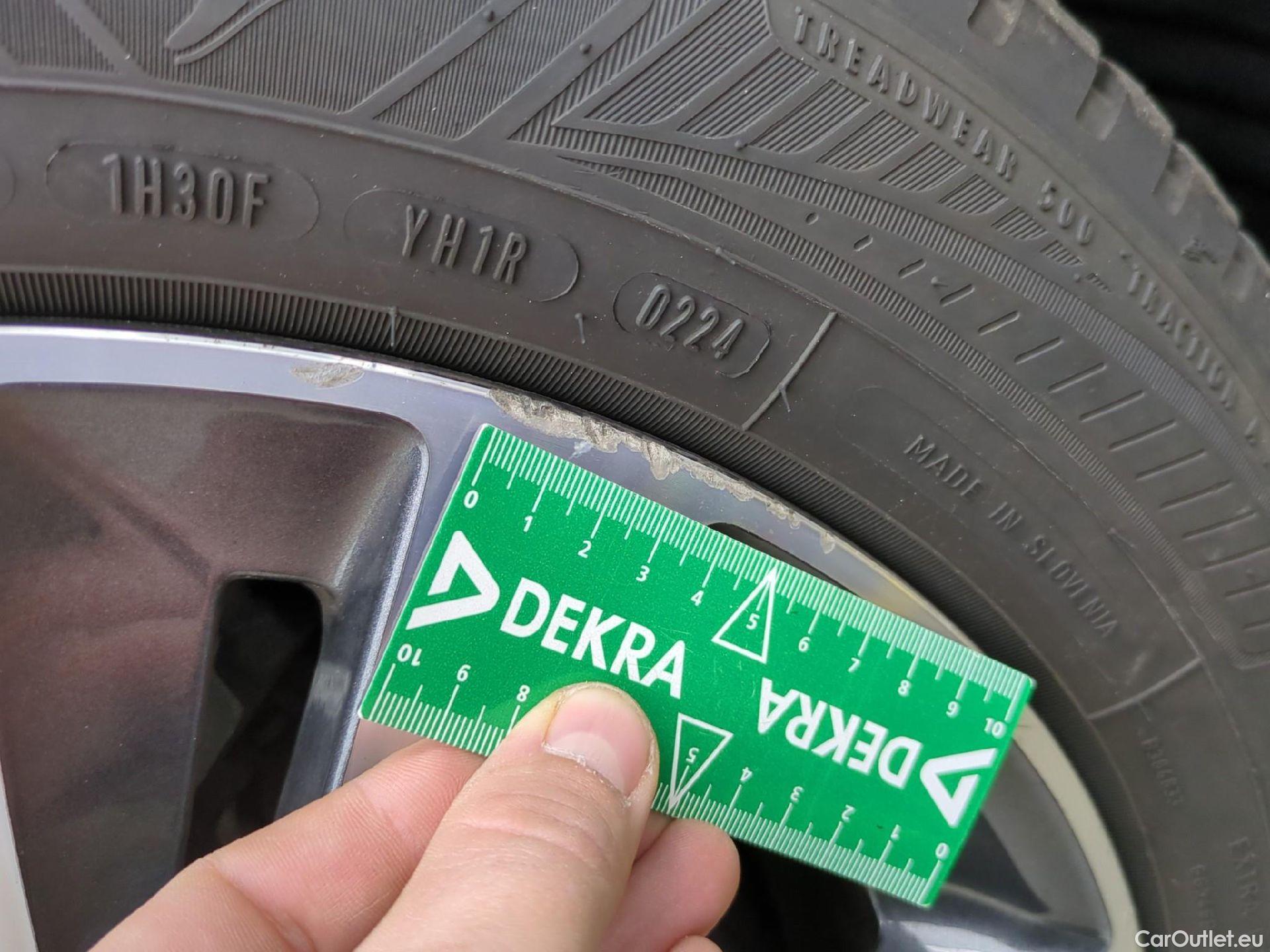  Peugeot  308  SW Allure Business 1.2 PureTech 130CV BVA8 E6d #43