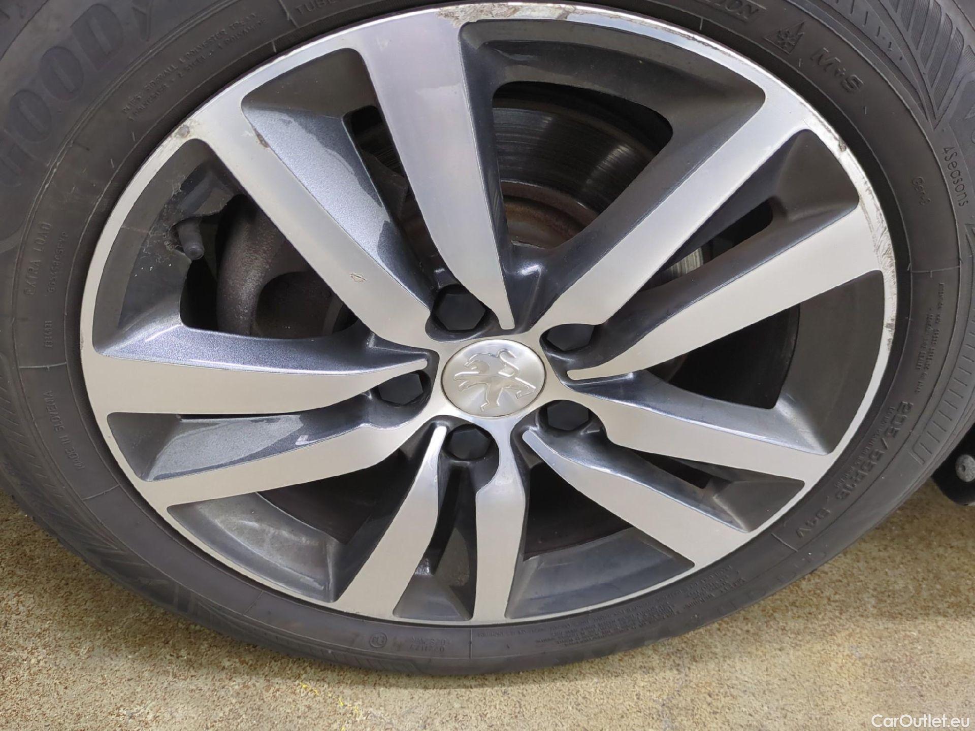  Peugeot  308  SW Allure Business 1.2 PureTech 130CV BVA8 E6d #45