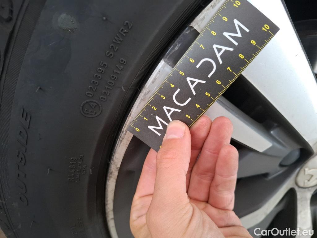  Peugeot  3008  Allure Pack 1.5 HDi 130CV BVA8 E6d #46