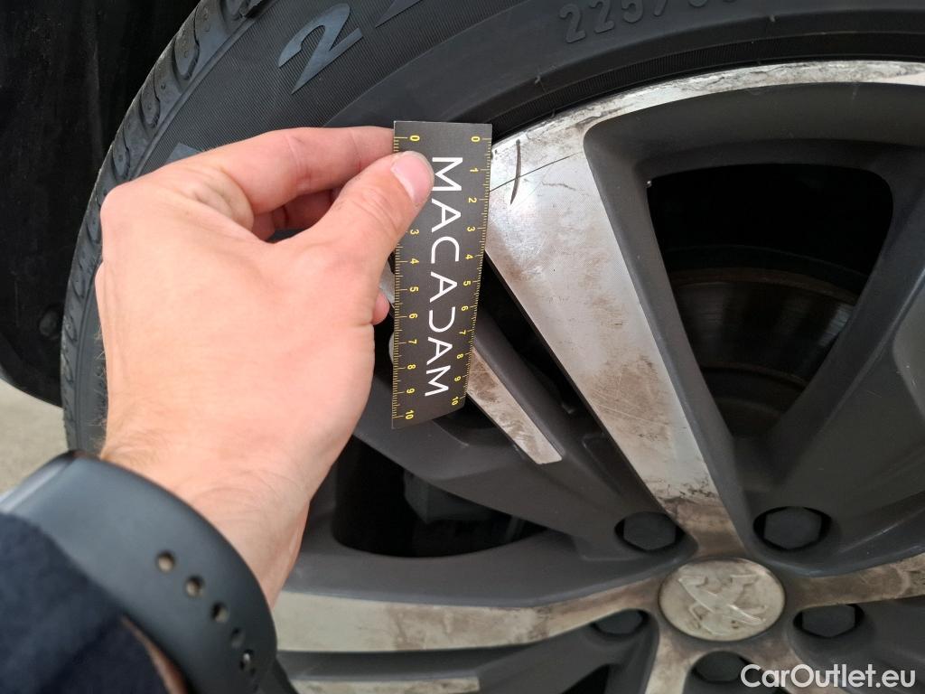  Peugeot  3008  Allure Pack 1.5 HDi 130CV BVA8 E6d #26