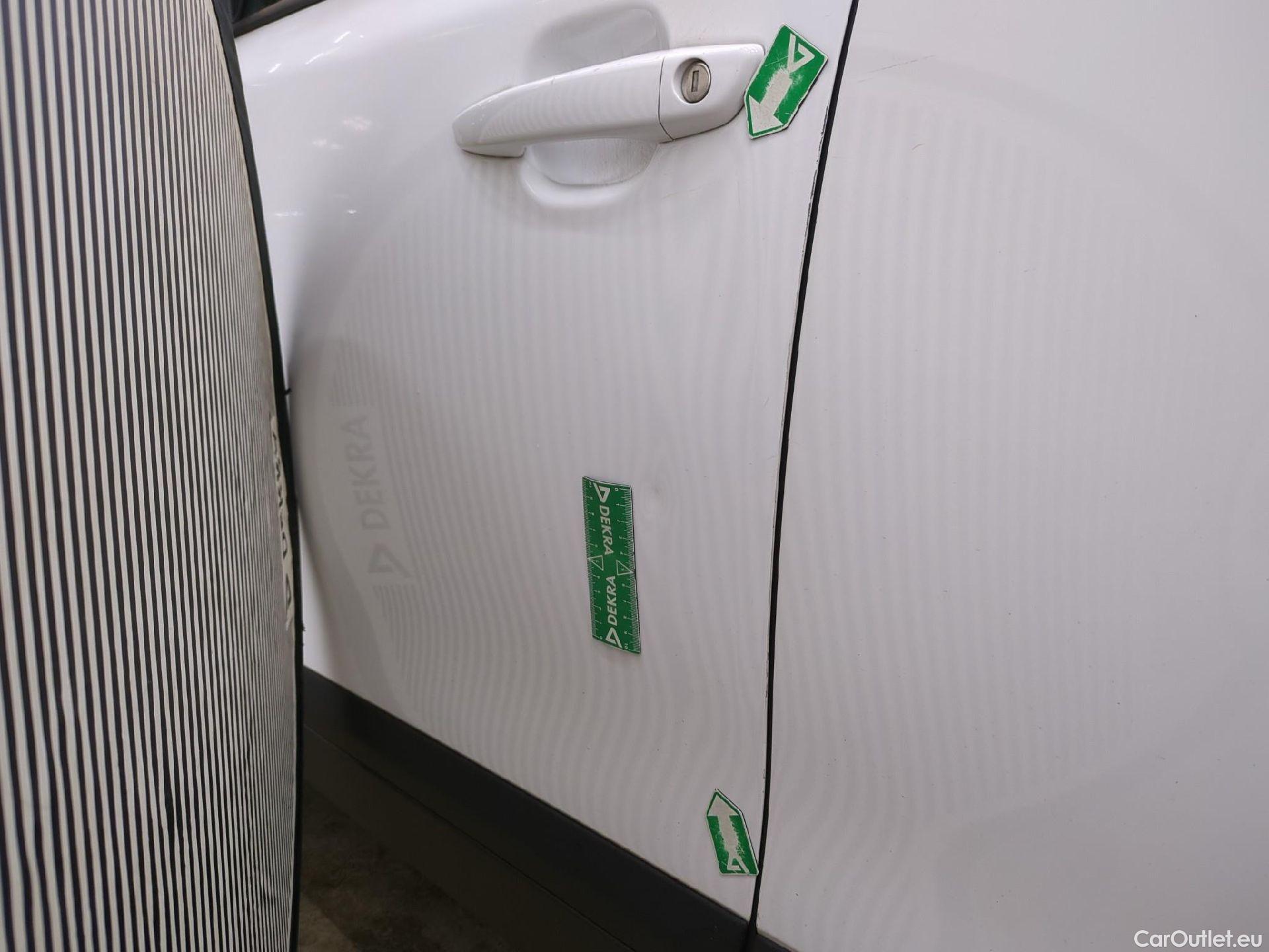  Peugeot  2008  Active Business 1.5 HDi 110CV BVM6 E6d #28