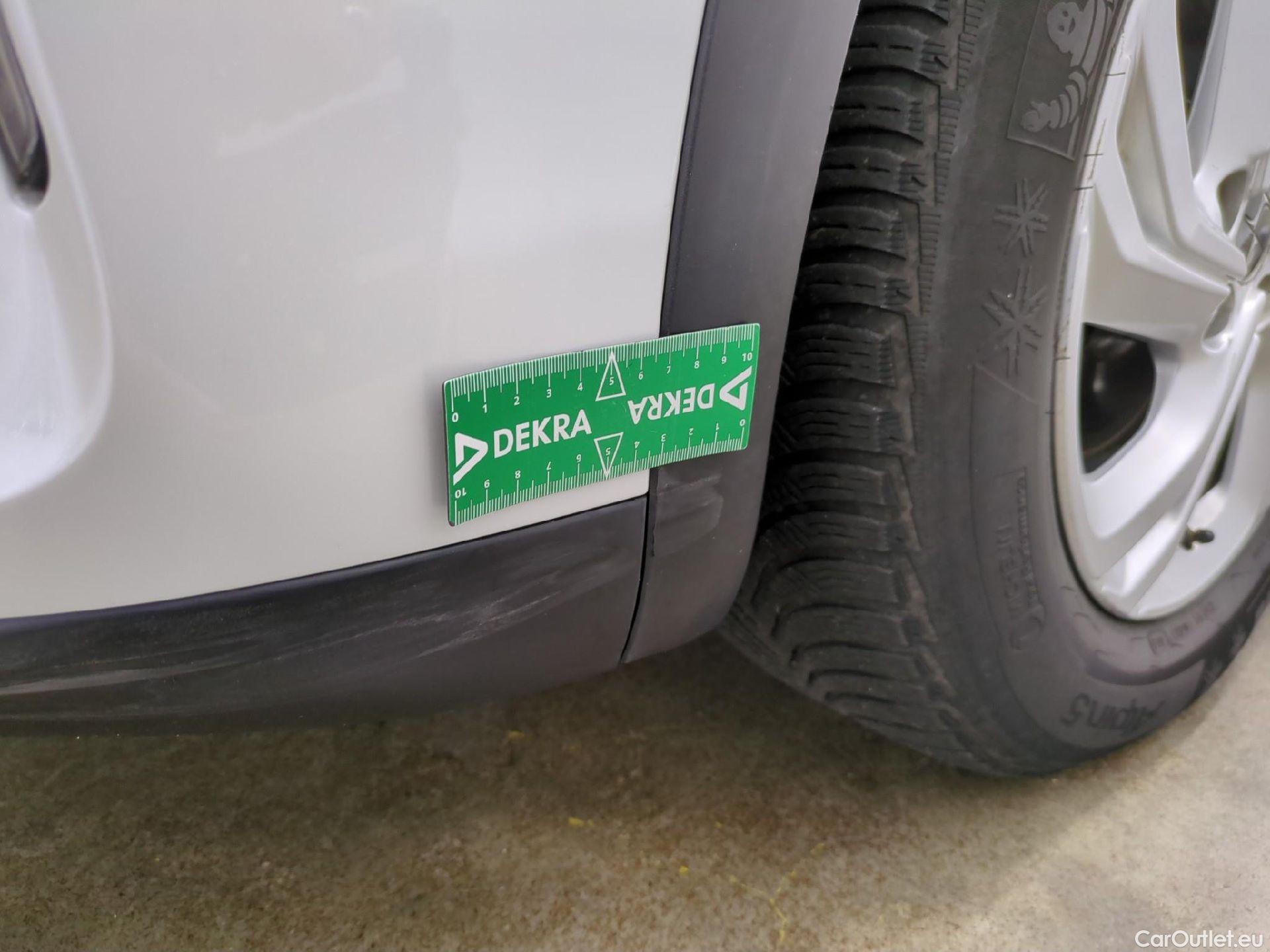  DS  DS7 7 Crossback Business 2.0 BlueHDi 180CV BVA8 E6d #18