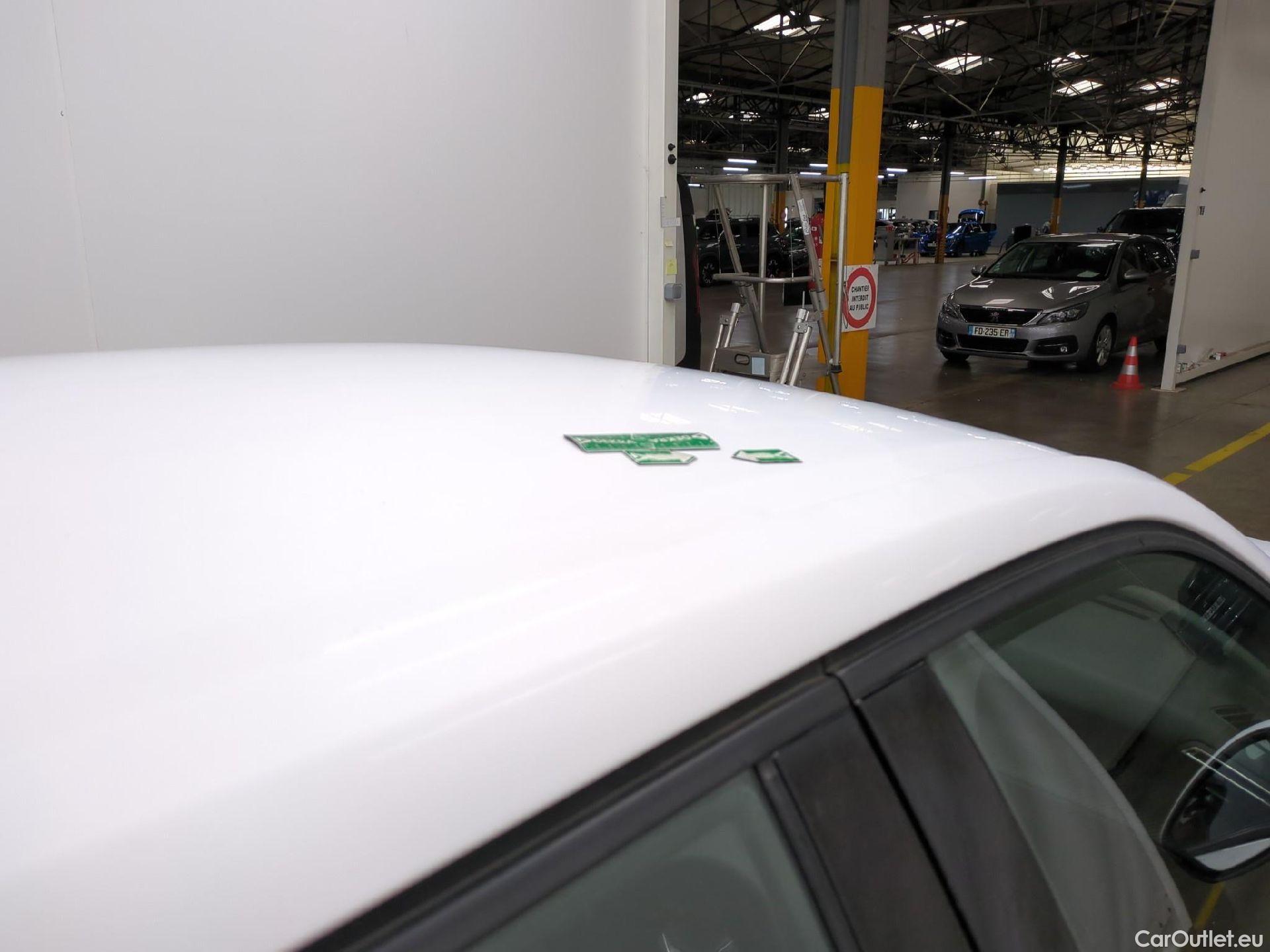  Peugeot  2008  Active Business 1.5 HDi 110CV BVM6 E6d #47