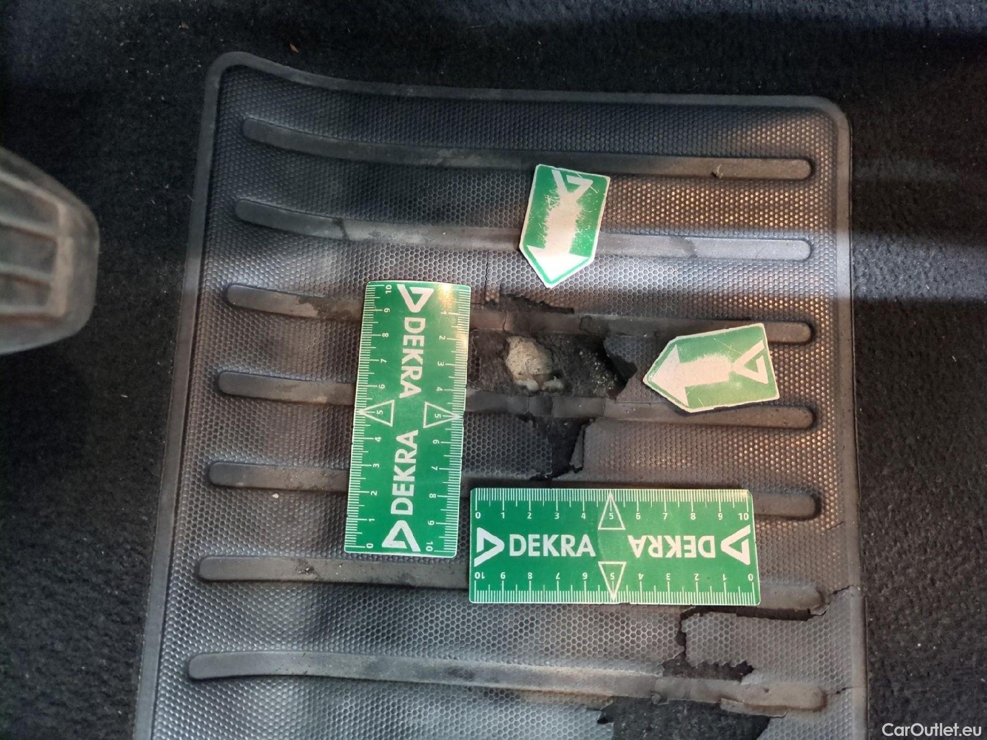  Peugeot  2008  Active Business 1.5 HDi 110CV BVM6 E6d #8