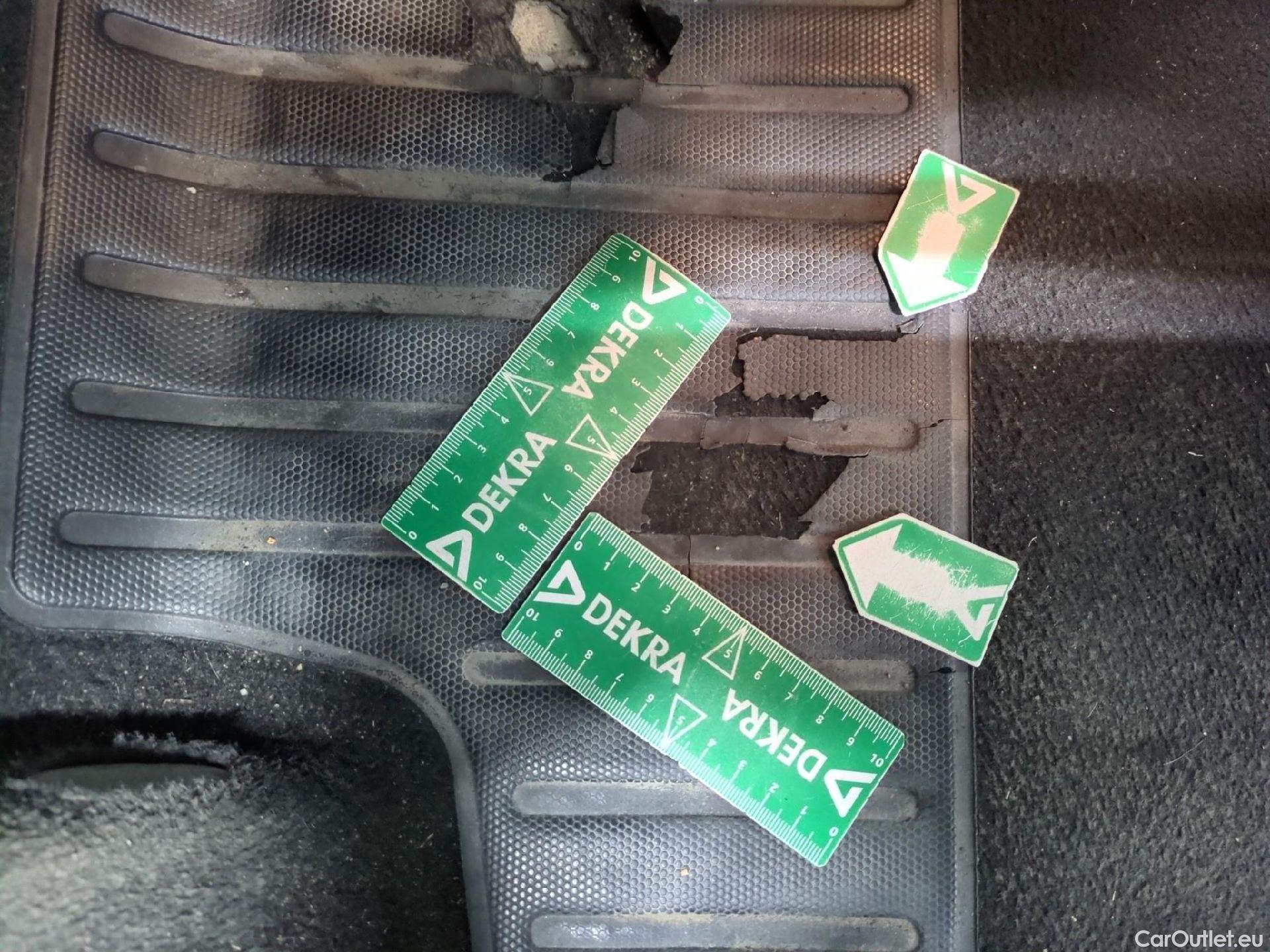  Peugeot  2008  Active Business 1.5 HDi 110CV BVM6 E6d #9