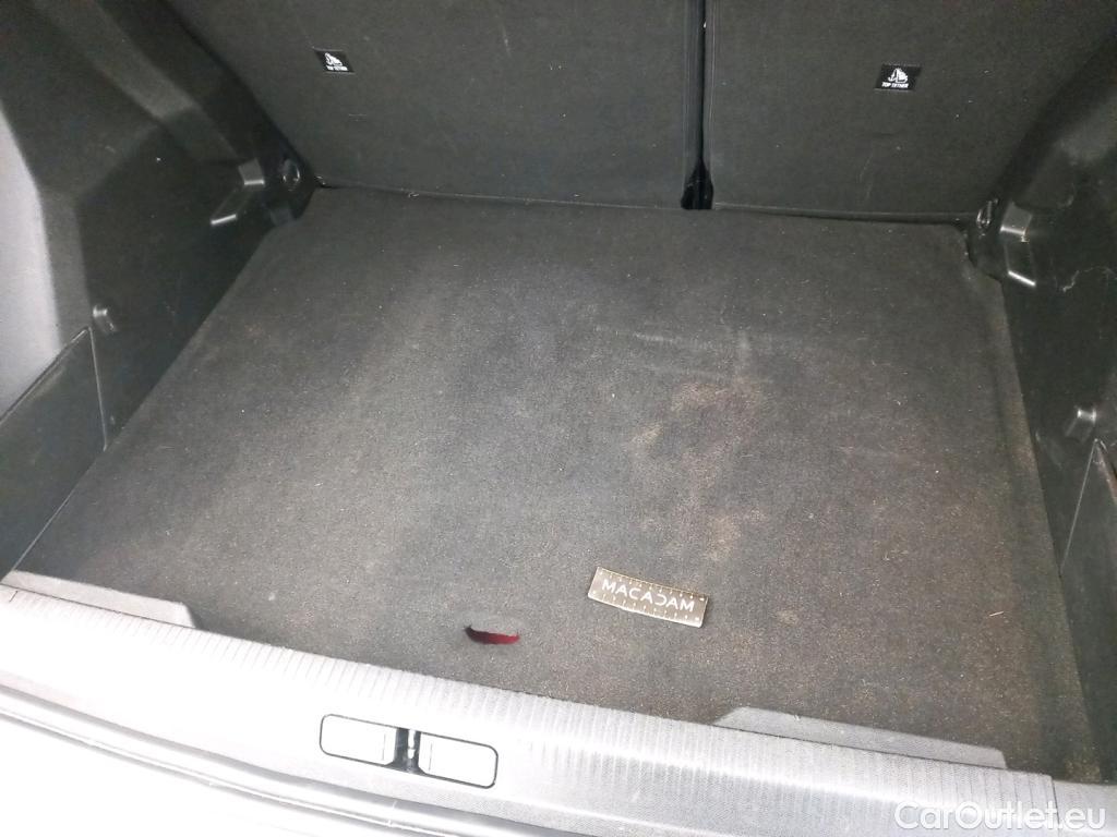  Peugeot  2008  Allure Business 1.5 HDi 130CV BVA8 E6d #21