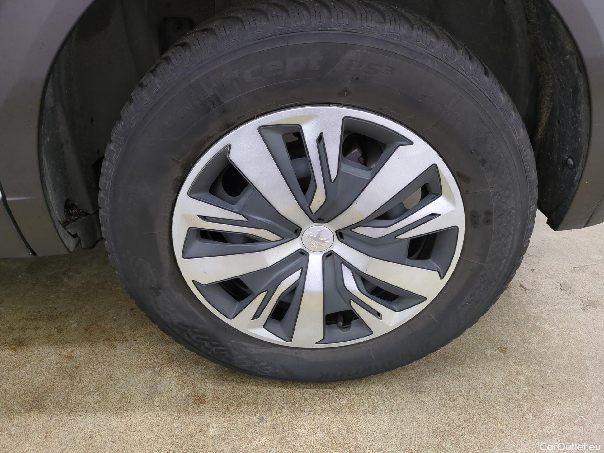  Peugeot  2008  Active Business 1.5 HDi 110CV BVM6 E6d #10