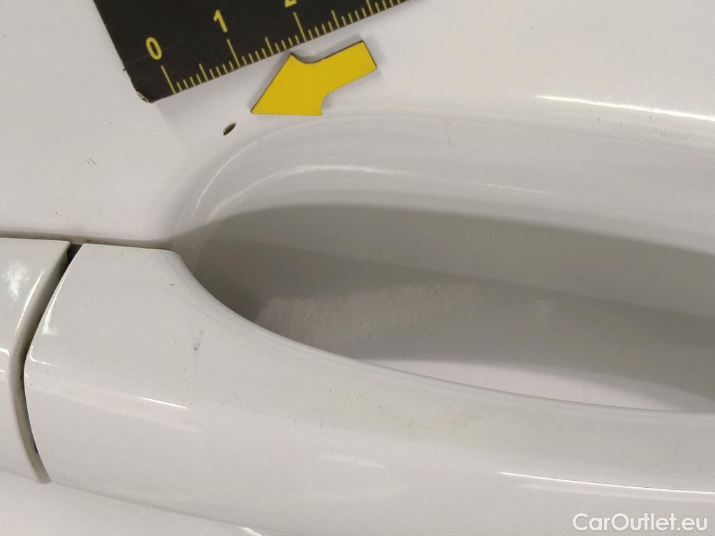  Peugeot  2008  Allure Pack 1.2 PureTech 130CV BVA8 E6d #19