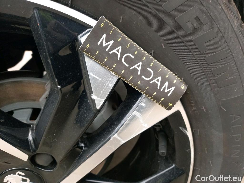  Peugeot  2008  Allure Business 1.5 HDi 130CV BVA8 E6d #8