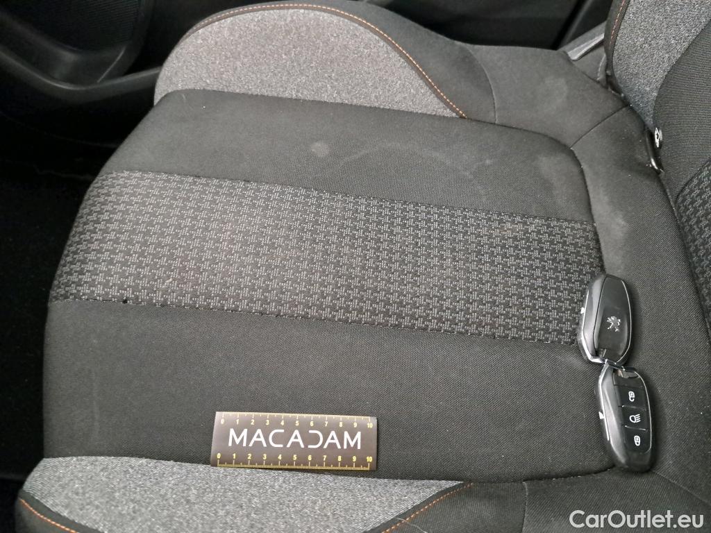  Peugeot  3008  II Active Pack 1.2 PureTech 130CV BVA8 E6d #23