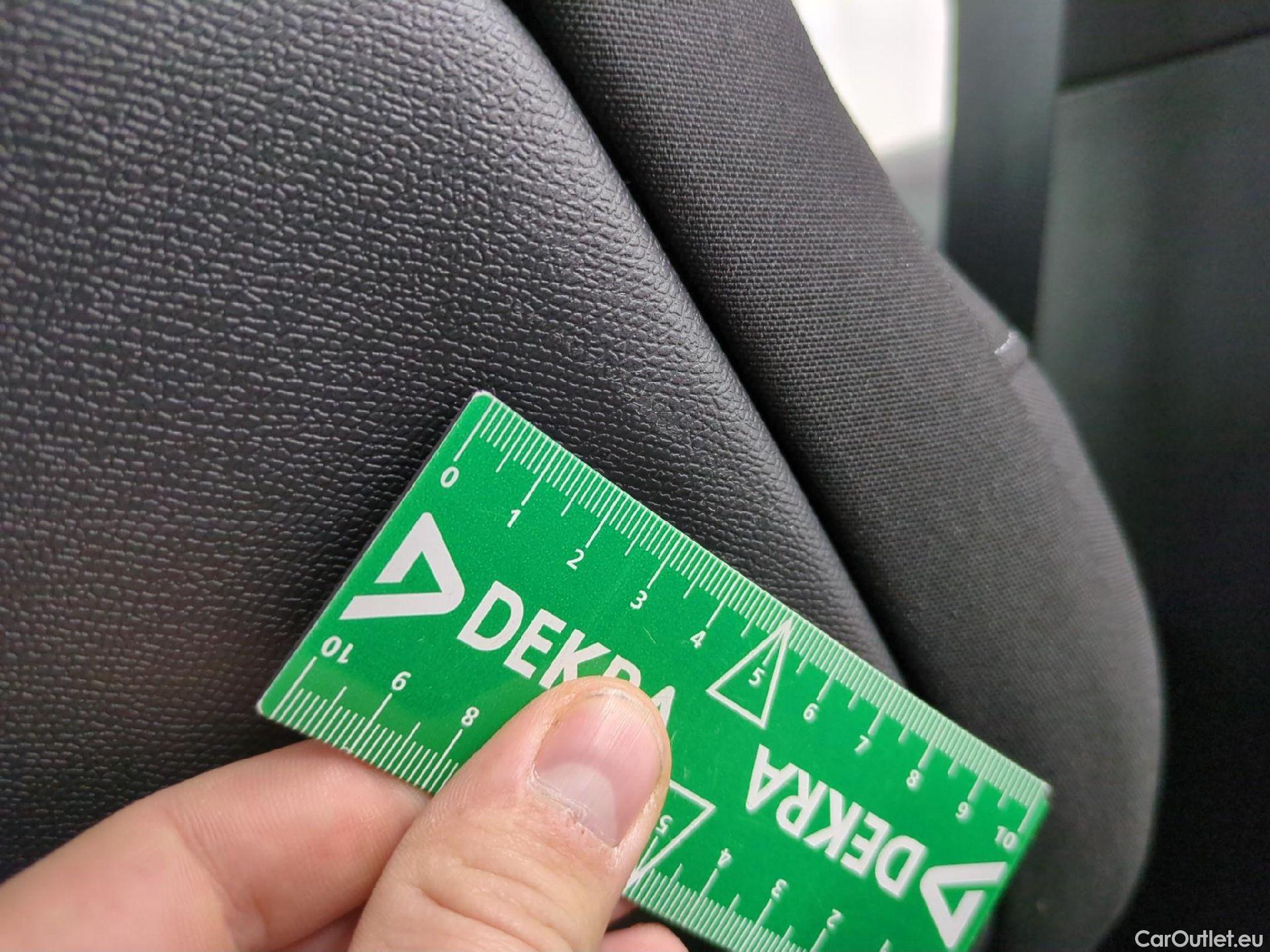  DS  DS7 7 Crossback Business 2.0 BlueHDi 180CV BVA8 E6d #13