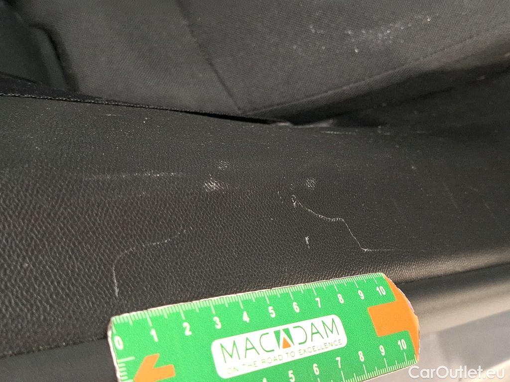  Peugeot  2008  Active Pack 1.5 HDi 110CV BVM6 E6d #10