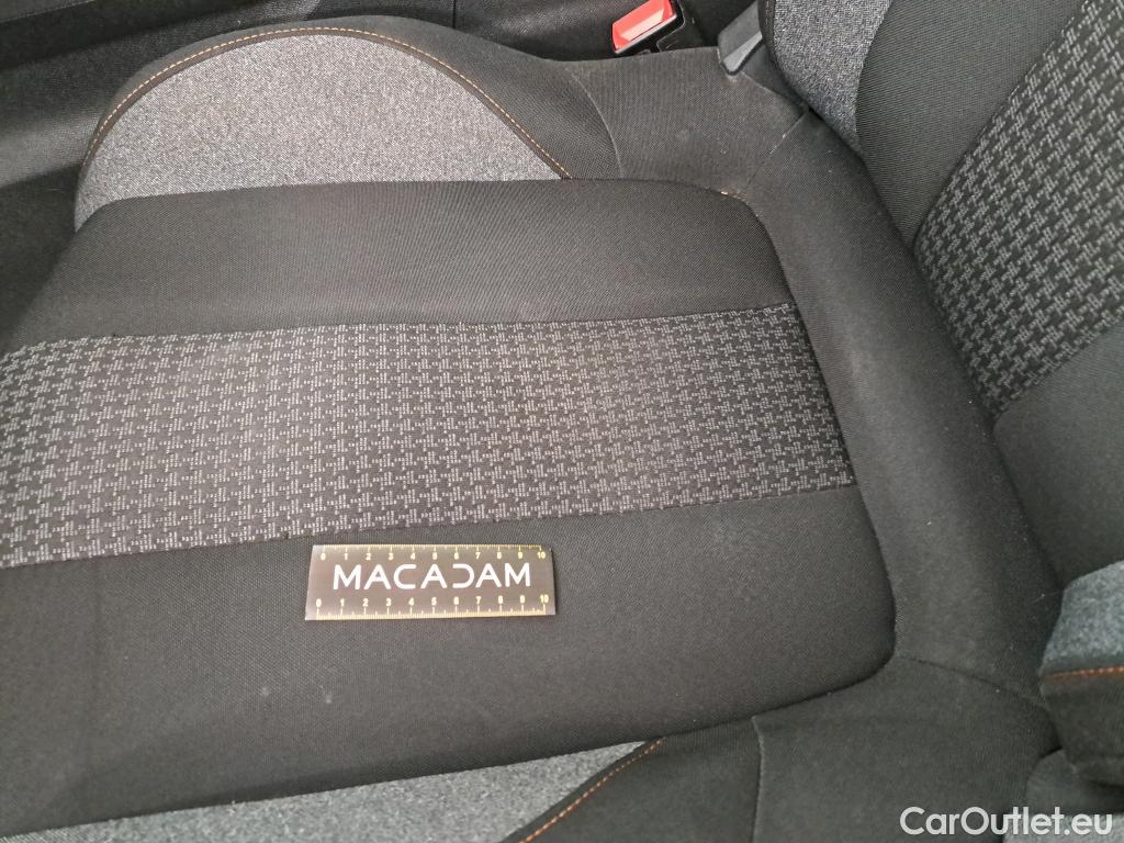  Peugeot  3008  II Active Pack 1.2 PureTech 130CV BVA8 E6d #24