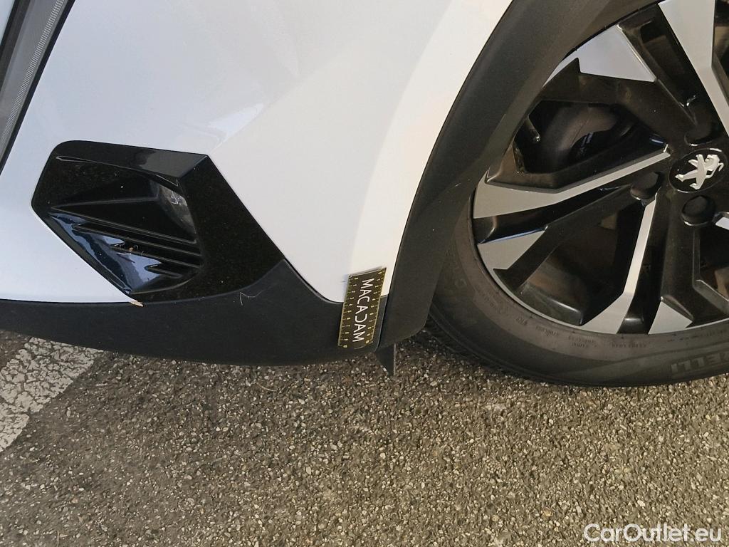  Peugeot  2008  Allure Pack 1.2 PureTech 130CV BVA8 E6d #16