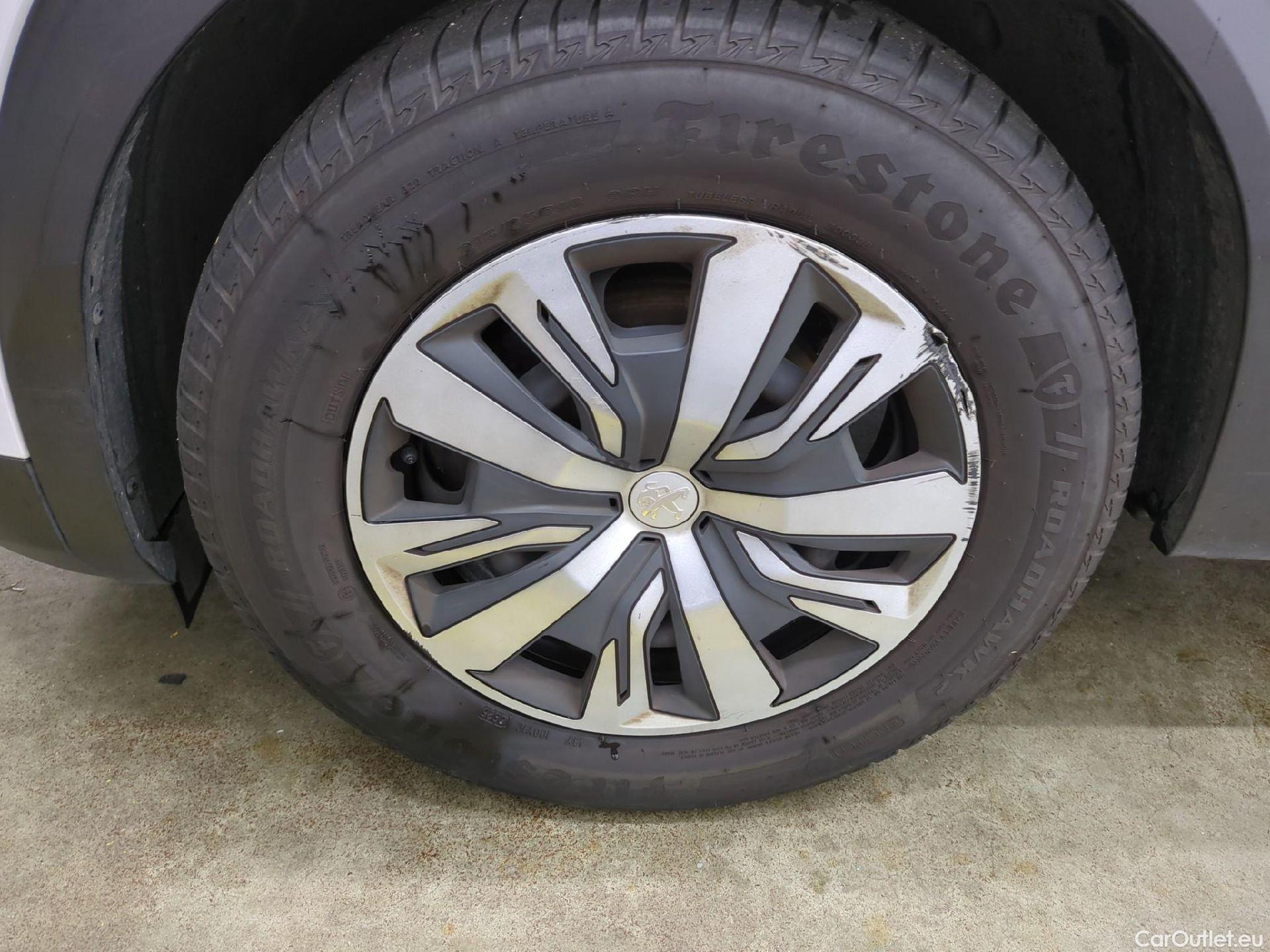  Peugeot  2008  Active Business 1.5 HDi 110CV BVM6 E6d #1