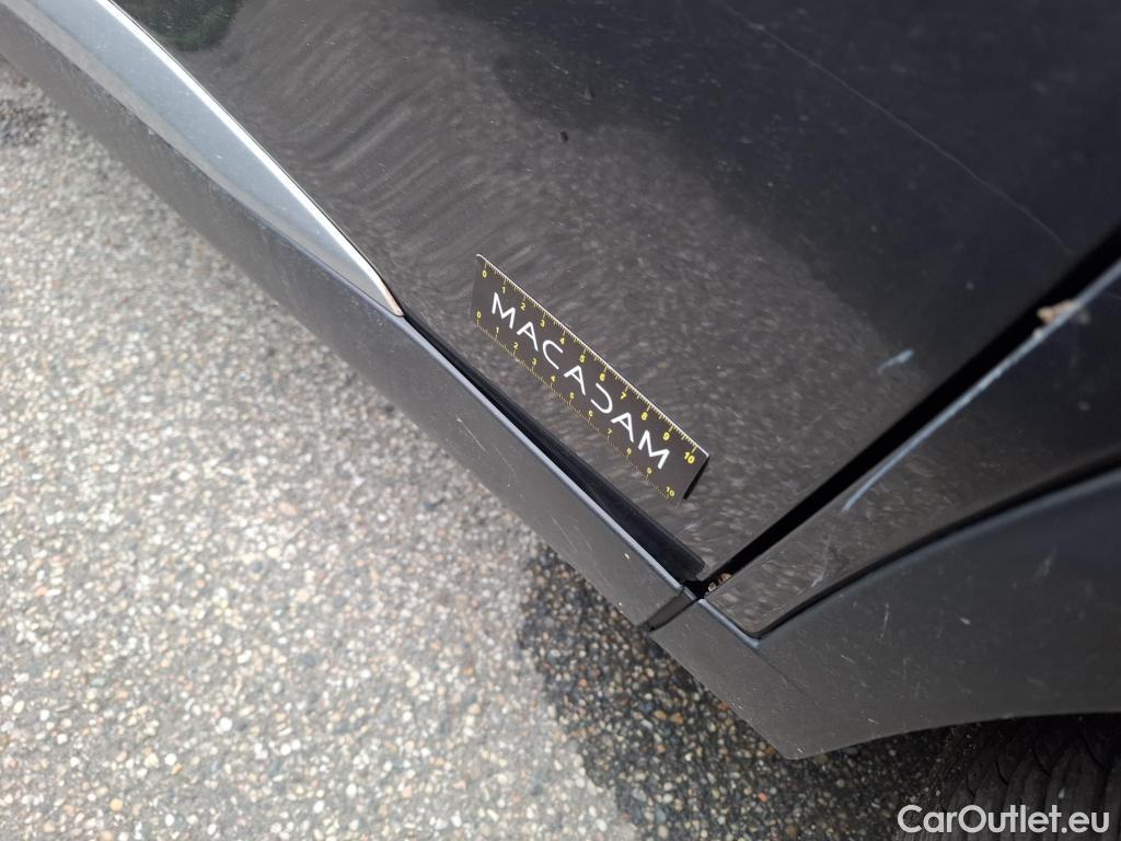  Peugeot  2008  Allure Business 1.5 HDi 130CV BVA8 E6d #24