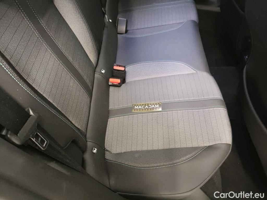  Peugeot  2008  Allure Pack 1.2 PureTech 130CV BVA8 E6d #1