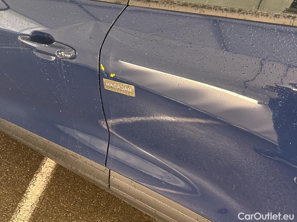  Ford  Kuga FORD  / 2019 / 5P / SUV 2.5 190 hybrid Flexifuel Pshift Titanium #27