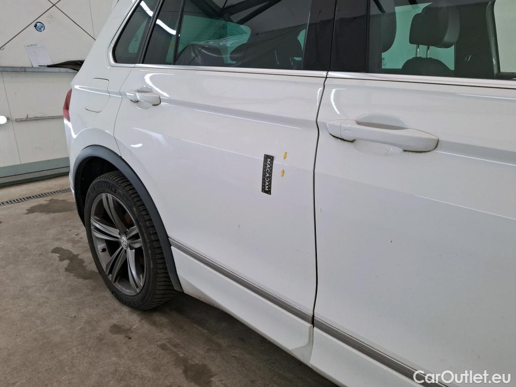  Volkswagen  Tiguan VOLKSWAGEN  5p SUV 2.0 TDI 150 DSG7 Carat Exclusive #19