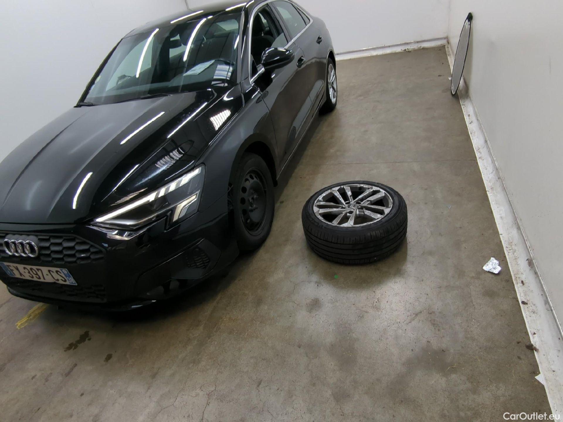  Audi  A3  Berline 35 TDI Business Line 2.0 TDI 150CV BVA7 E6d #1