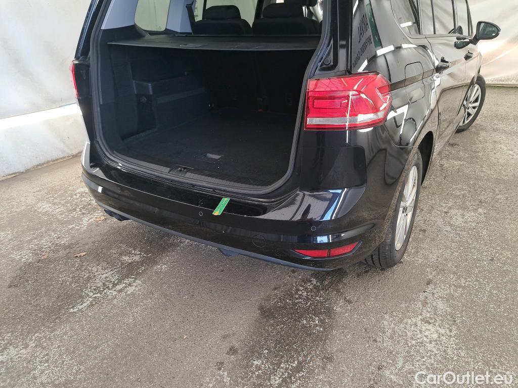  Volkswagen  Touran  Lounge Business BMT/Start-Stopp 2.0 TDI 150CV BVA7 E6d #2