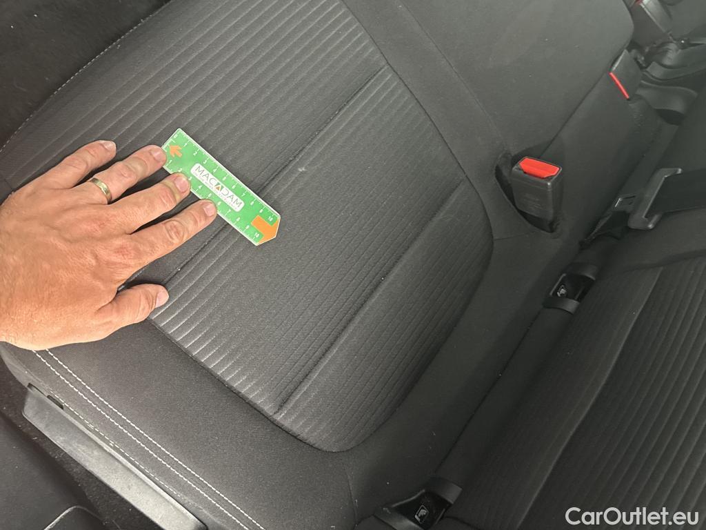  Ford  Kuga FORD  / 2019 / 5P / SUV 2.5 190 hybrid Flexifuel Pshift Titanium #19