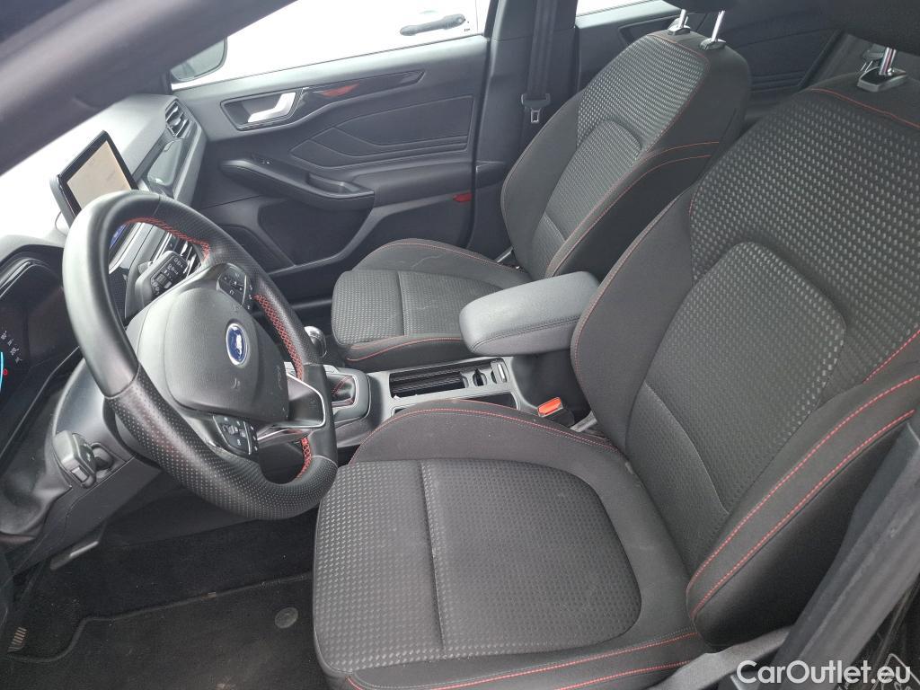  Ford  Focus FORD  SW / 2018 / 5P / Break 2.0 EcoBlue 150ch St-Line #18