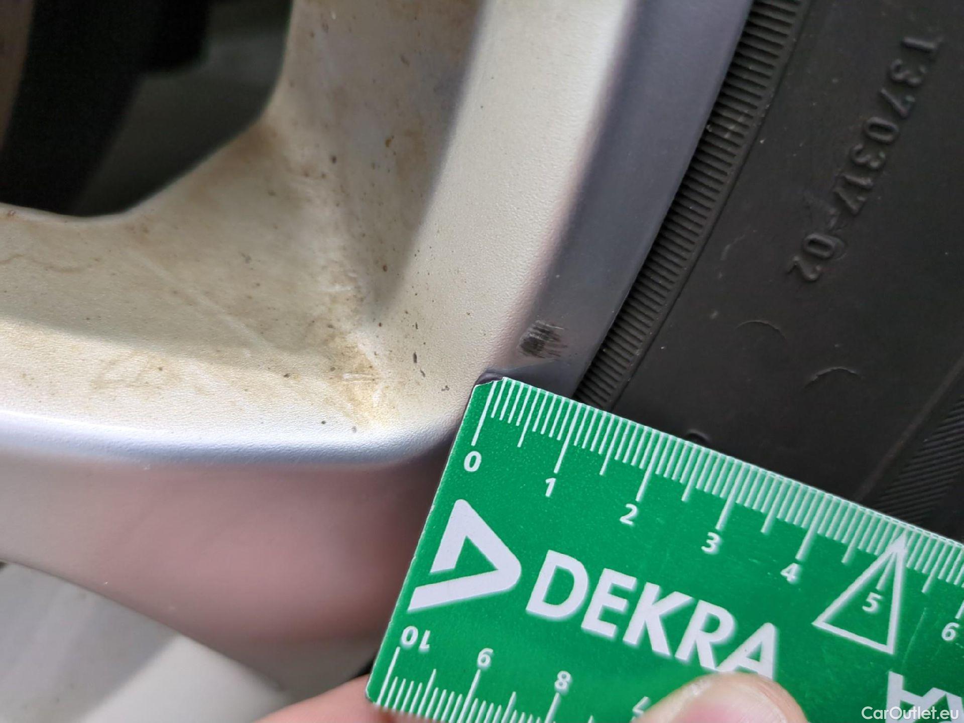  Ford  Kuga  Titanium Hybrid 2.5 190CV BVA6 E6dT #10