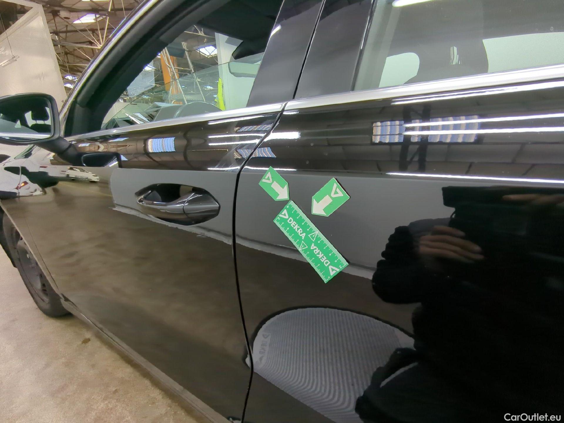  Audi  A3  Berline 35 TDI Business Line 2.0 TDI 150CV BVA7 E6d #33