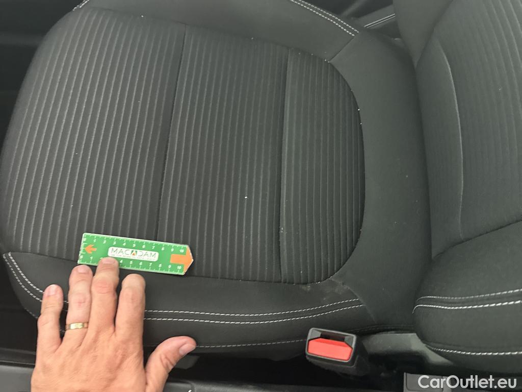  Ford  Kuga FORD  / 2019 / 5P / SUV 2.5 190 hybrid Flexifuel Pshift Titanium #18