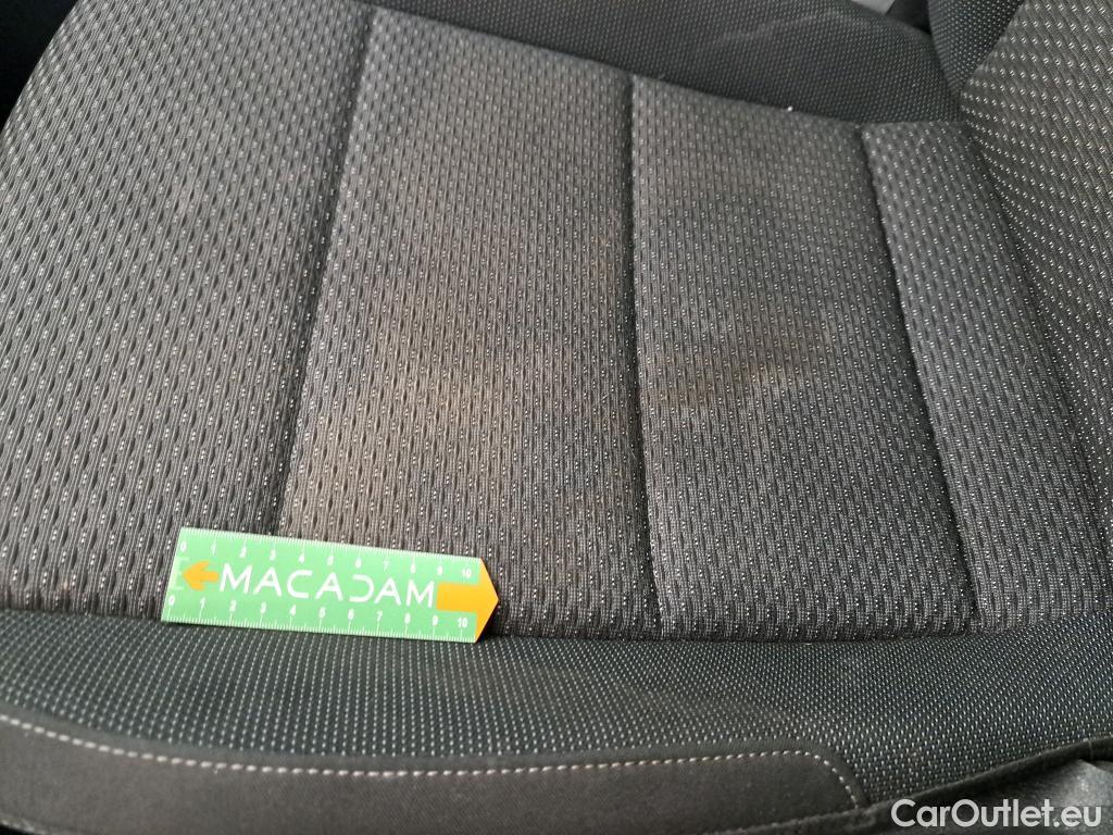  Volkswagen  Touran  Lounge Business BMT/Start-Stopp 2.0 TDI 150CV BVA7 E6d #28