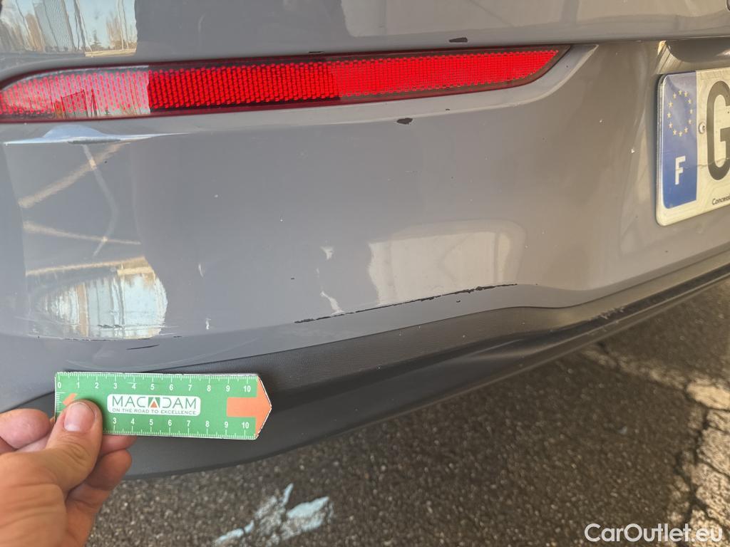  Volkswagen  Golf  VOLKSWAGEN / 2020 / 5P / Berline 1.0 eTSI OPF 110 DSG7 Life Business 1st #12