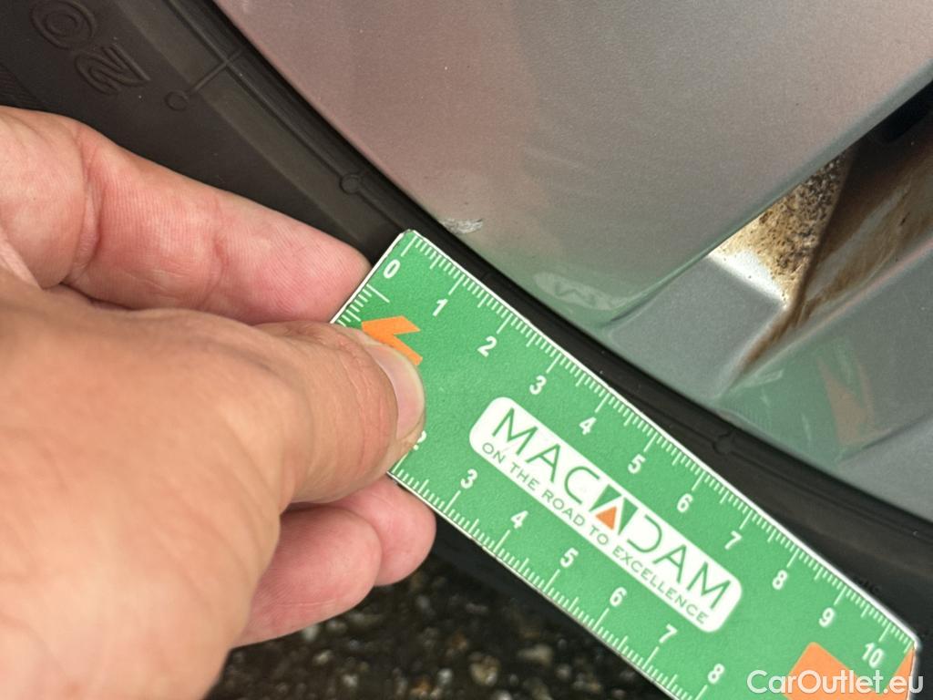  Volkswagen  Golf  VOLKSWAGEN / 2020 / 5P / Berline 1.0 eTSI OPF 110 DSG7 Life Business 1st #35