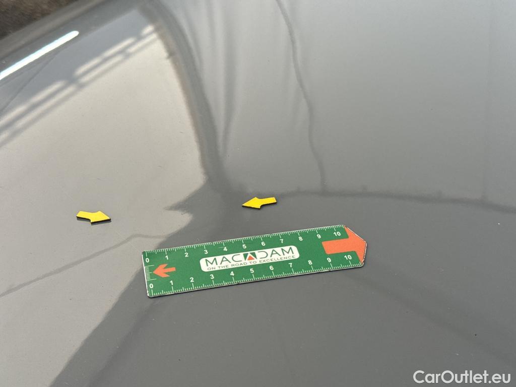  Volkswagen  Golf  VOLKSWAGEN / 2020 / 5P / Berline 1.0 eTSI OPF 110 DSG7 Life Business 1st #3