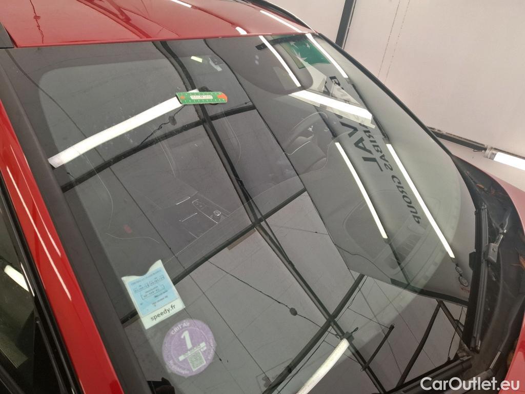  Volvo  V60 VOLVO  / 2018 / 5P / Break Recharge T6 340 Geartronic 8 R-Design #6