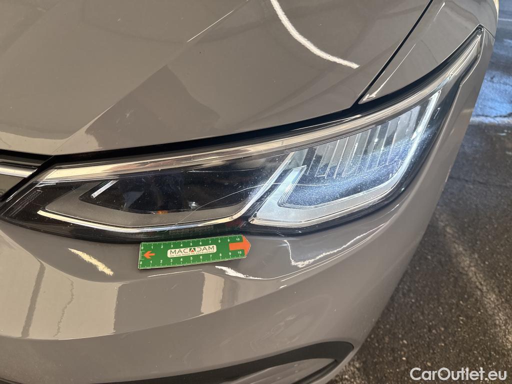  Volkswagen  Golf  VOLKSWAGEN / 2020 / 5P / Berline 1.0 eTSI OPF 110 DSG7 Life Business 1st #27