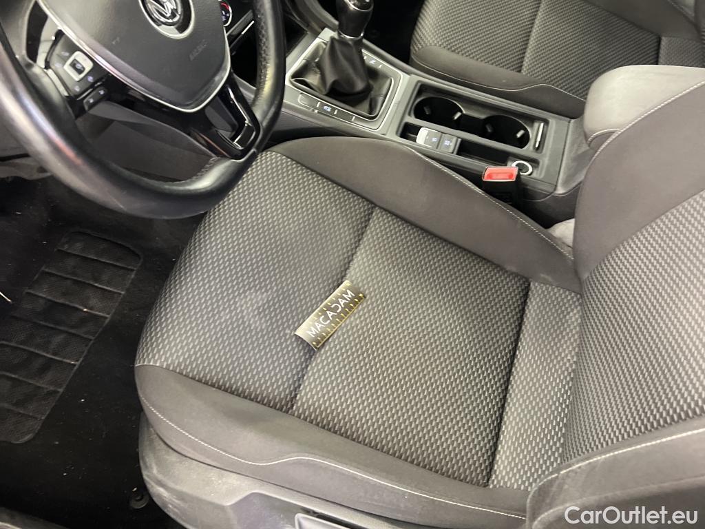  Volkswagen  Golf  VII Berline Trendline BMT/Start-Stopp 1.0 TSI 115CV BVM6 E6dT #33