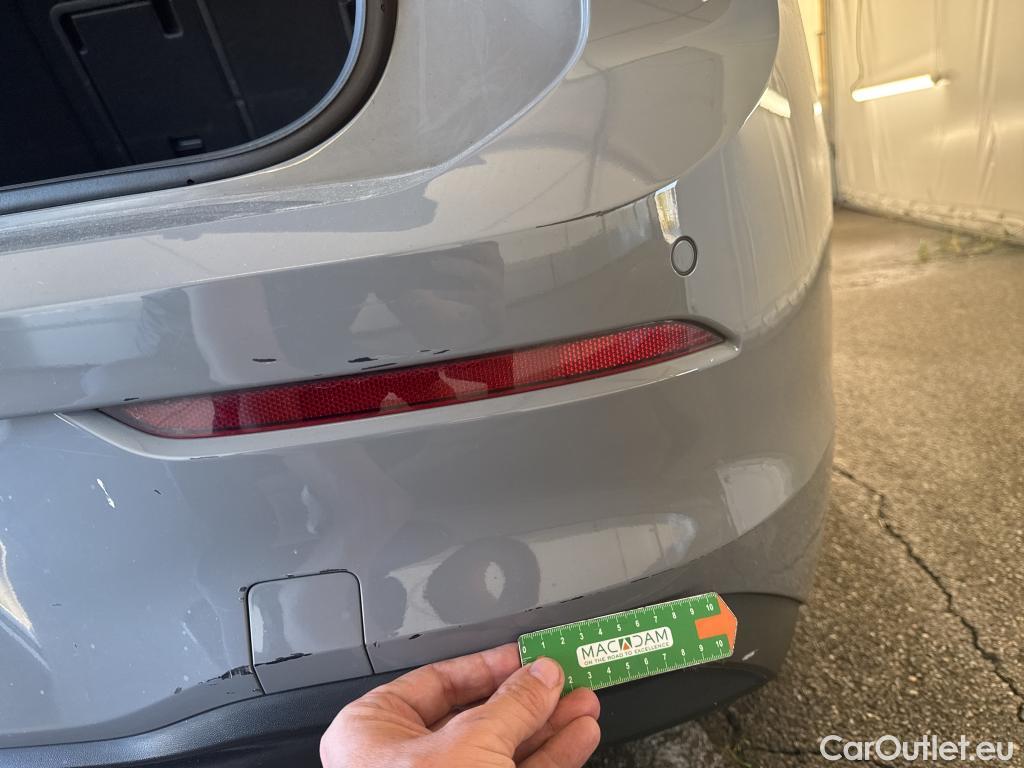  Volkswagen  Golf  VOLKSWAGEN / 2020 / 5P / Berline 1.0 eTSI OPF 110 DSG7 Life Business 1st #14