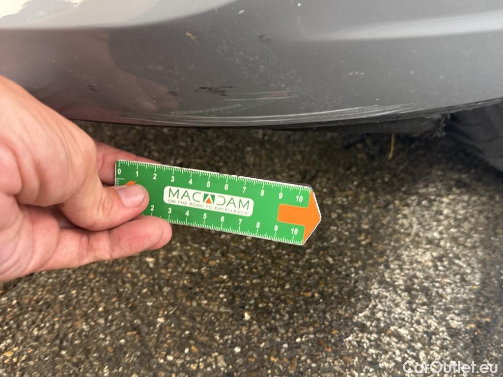  Volkswagen  Golf  VOLKSWAGEN / 2020 / 5P / Berline 1.0 eTSI OPF 110 DSG7 Life Business 1st #9